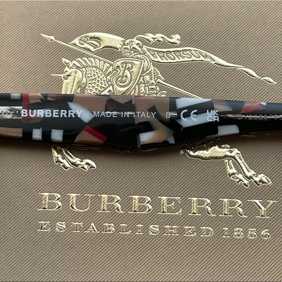 New Burberry Sunglasses main image 13